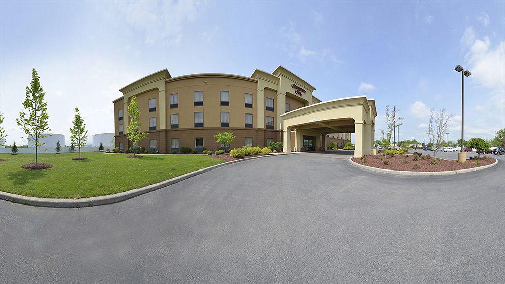 Hampton Inn Utica Exterior foto